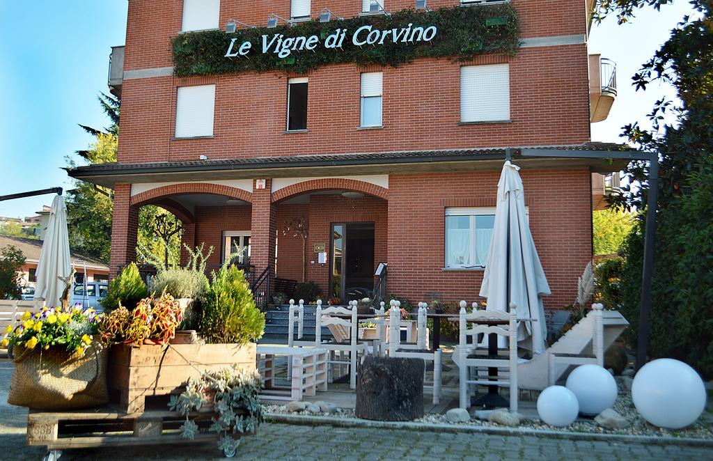 Hotel Le Vigne Di Corvino Casteggio Eksteriør bilde