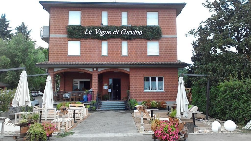 Hotel Le Vigne Di Corvino Casteggio Eksteriør bilde