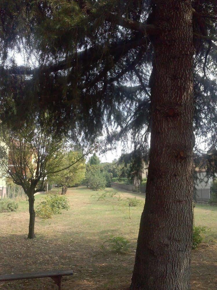 Hotel Le Vigne Di Corvino Casteggio Eksteriør bilde